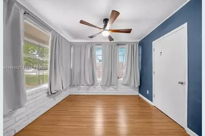 4946 2nd Ave N St Petersburg, Other City - In The State Of Florida, FL 33710 - Photo 19
