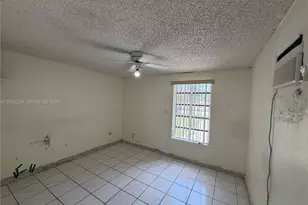 881 E 14th St, Hialeah, FL 33010 - Photo 15