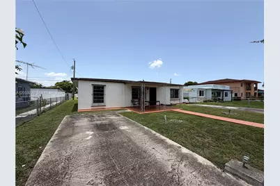 881 E 14th St, Hialeah, FL 33010 - Photo 3