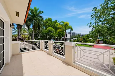 235 Atlantic Ave, Sunny Isles Beach, FL 33160 - Photo 69
