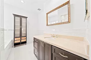 235 Atlantic Ave, Sunny Isles Beach, FL 33160 - Photo 59
