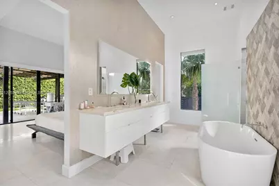 766 NE 96th St, Miami Shores, FL 33138 - Photo 25