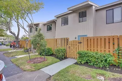 5084 S University Dr, Davie, FL 33328 - Photo 1