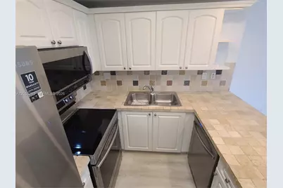 3500 Coral Way #812, Miami, FL 33145 - Photo 13
