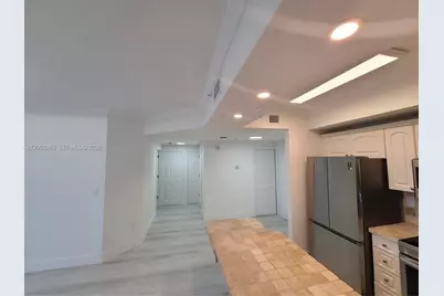 3500 Coral Way #812, Miami, FL 33145 - Photo 9