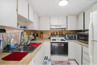 10339 NW 9th St Cir #2-2, Miami, FL 33172 - Photo 17