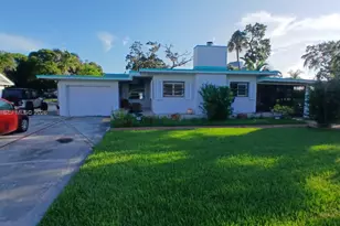 106 Yacht View Ln, Fort Pierce, FL 34946 - Photo 1