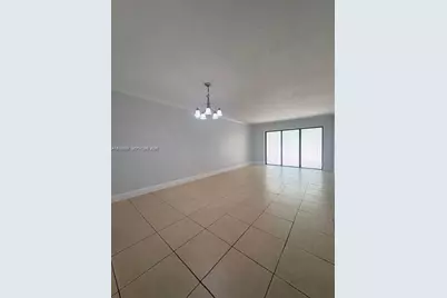 220 W Park Dr #104-3, Miami, FL 33172 - Photo 7