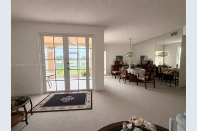 14817 Balgowan Rd #102-5, Miami Lakes, FL 33016 - Photo 11