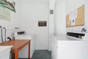 2200 Park Ln, Hollywood, FL 33021 - Photo 23