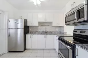 2200 Park Ln, Hollywood, FL 33021 - Photo 9