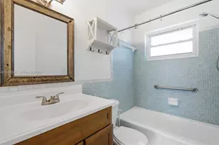 2200 Park Ln, Hollywood, FL 33021 - Photo 21