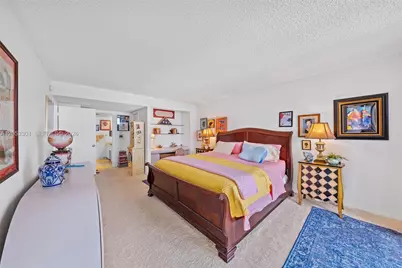 4000 Towerside Ter #1210, Miami, FL 33138 - Photo 15
