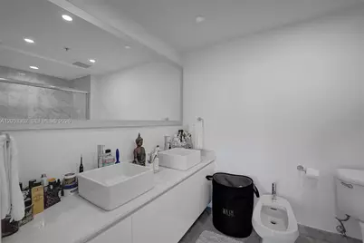 601 NE 36th St #811, Miami, FL 33137 - Photo 7