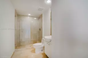 17201 Collins Ave, Sunny Isles Beach, FL 33160 - Photo 15