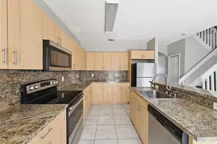 2214 SE 25th Ave, Homestead, FL 33035 - Photo 9
