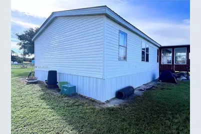 3704 Dustin, Labelle, FL 33935 - Photo 5