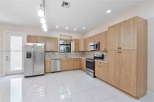 20914 NW 1st Dr, Pembroke Pines, FL 33029 - Photo 11