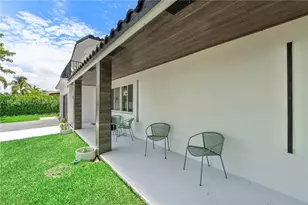 3261 Seaward Dr, Lauderdale by the Sea, FL 33062 - Photo 3