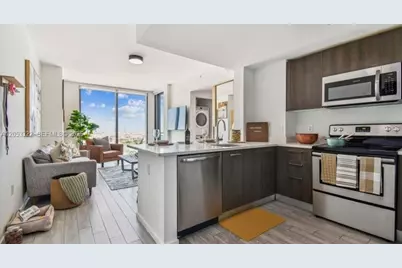 230 NE 4th Street #J1, Miami, FL 33132 - Photo 21