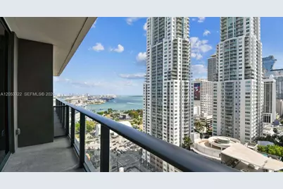 230 NE 4th Street #J1, Miami, FL 33132 - Photo 13