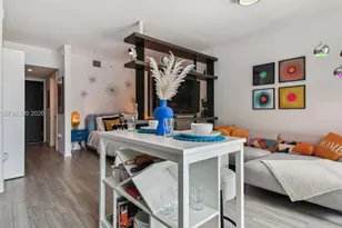 230 NE 4th St, Miami, FL 33132 - Photo 33