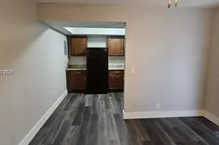 161 NW 40th St, Oakland Park, FL 33309 - Photo 15