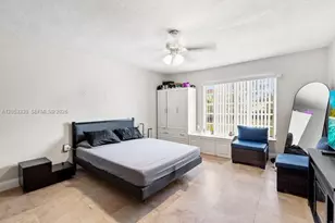 1895 NW 175th St, Miami Gardens, FL 33056 - Photo 9