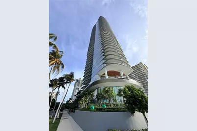 175 SE 25 Road #902, Miami, FL 33129 - Photo 1