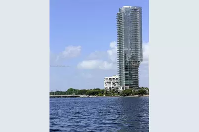 175 SE 25 Road #902, Miami, FL 33129 - Photo 1