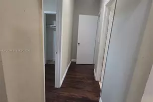 1008 N 18th Ct, Hollywood, FL 33020 - Photo 5