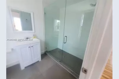 101 SE 2nd St #2, Dania Beach, FL 33004 - Photo 5