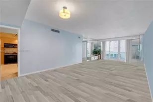 5001 Collins Ave, Miami Beach, FL 33140 - Photo 5