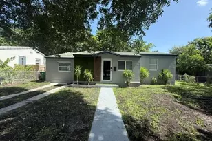 1121 NW 56th St, Miami, FL 33127 - Photo 1