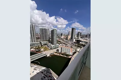 31 SE 5th St #3619, Miami, FL 33131 - Photo 15