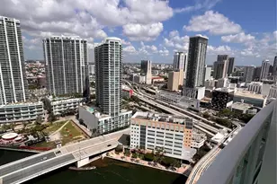 31 SE 5th St, Miami, FL 33131 - Photo 15