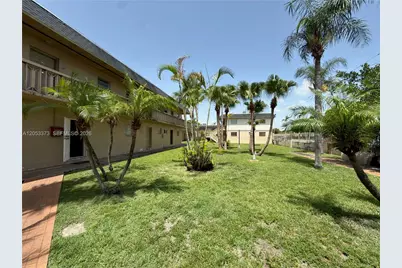 1370 NE 119th St #137021, Miami, FL 33161 - Photo 13