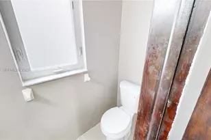 251 NW 92nd Ave, Coral Springs, FL 33071 - Photo 29