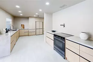251 NW 92nd Ave, Coral Springs, FL 33071 - Photo 23