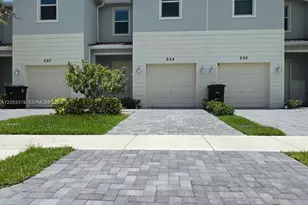 694 SE Lk Fls St, Port Saint Lucie, FL 34984 - Photo 27