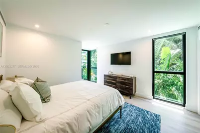 1930 Bay Dr #PH 2, Miami Beach, FL 33141 - Photo 27
