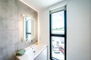 1930 Bay Dr, Miami Beach, FL 33141 - Photo 37