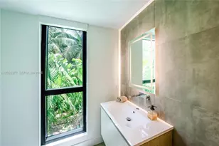 1930 Bay Dr, Miami Beach, FL 33141 - Photo 29