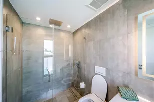 1930 Bay Dr, Miami Beach, FL 33141 - Photo 37
