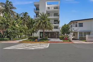 1930 Bay Dr, Miami Beach, FL 33141 - Photo 3
