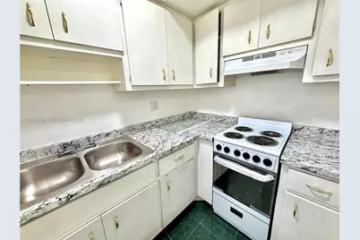 905 SE 13th St #2, Fort Lauderdale, FL 33316 - Photo 7