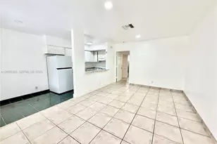 905 SE 13th St, Fort Lauderdale, FL 33316 - Photo 3