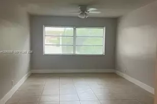 4165 SW 67th Ave, Davie, FL 33314 - Photo 5