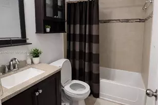 9821 W Elm Ln, Miramar, FL 33025 - Photo 13