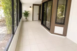 9821 W Elm Ln, Miramar, FL 33025 - Photo 13